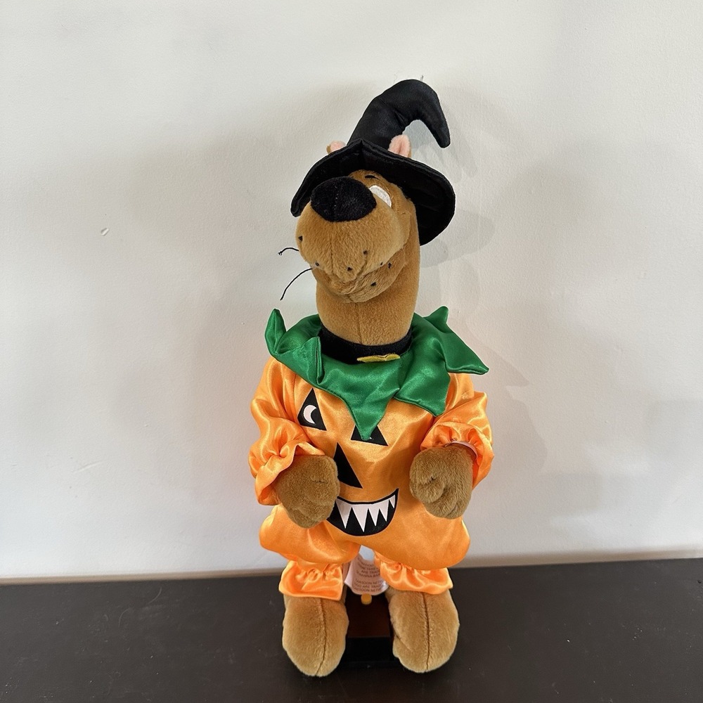 Gemmy Cartoon Network Scooby Doo! Halloween Pumpkin Animated Groovin' Scooby-Doo